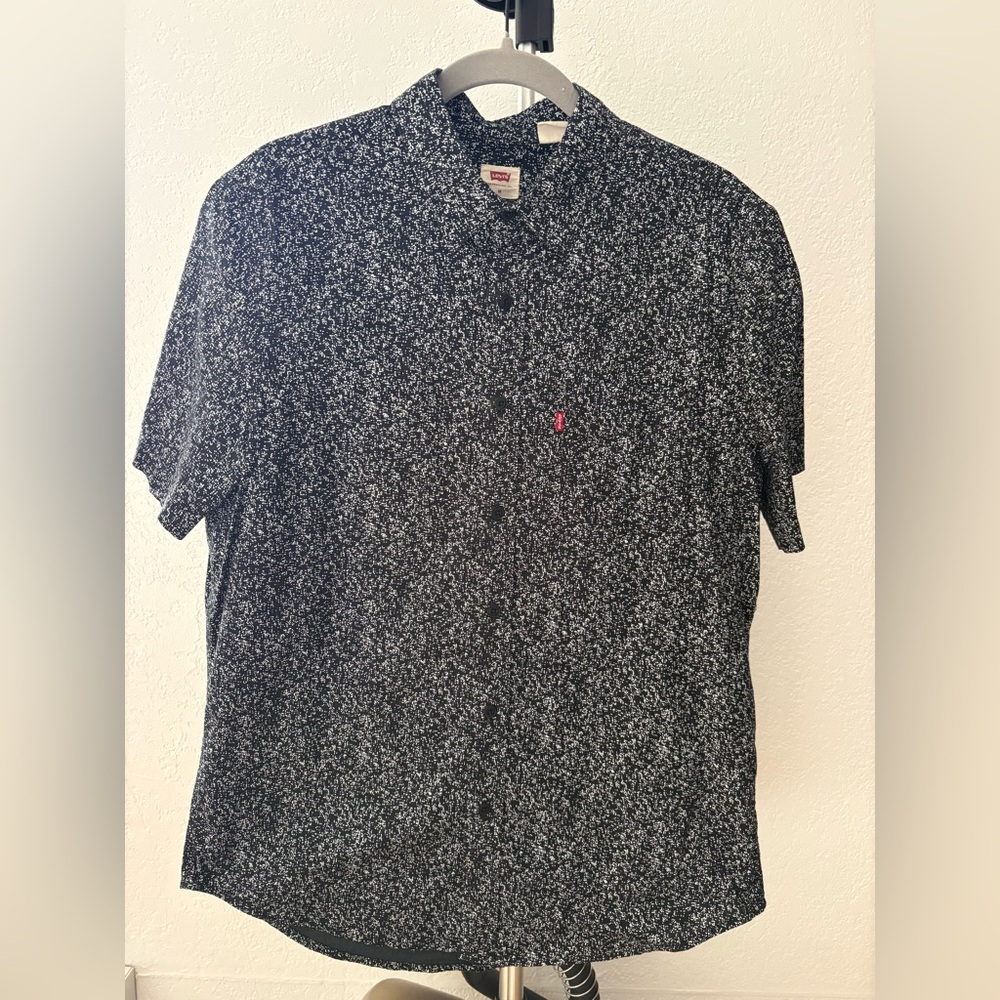 Levi’s Classic One Pocket Standard Fit Shirt